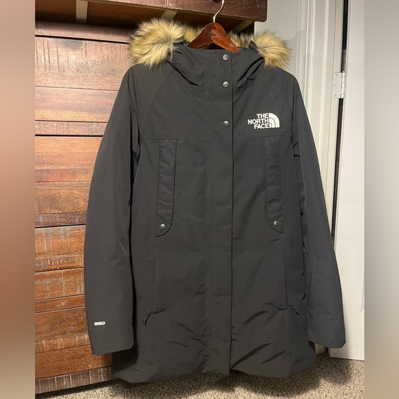 Women’s the North Face Outer boroughs Parka, Black, Medium - Picture 5 of 9